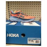 Hoka challenger ATR7 Size 6