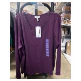 Jessica Simpson vneck long sleeve XXL