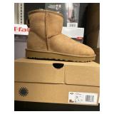 Ugg classic mini II size 7