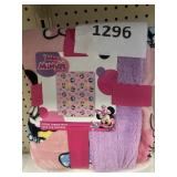 Minnie cloud throw