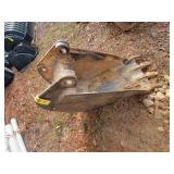 Backhoe Bucket 18"