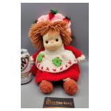 Crocheted Strawberry Shortcake