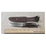 (1) Kinfolks Knife w/ Leather Sheath