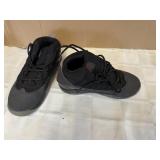 nike kids shoes size 1.5