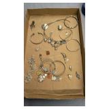 Lot of vintage jewelry as shown most is Sterling