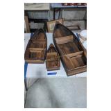 Three en wall hanging canoes display 15-in,