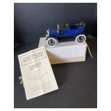 1907 Deere Clark Die Cast Type B Motor Car.