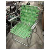 Very Good Vintage Aluminum Lawn Chair.