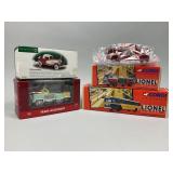 New Lionel, Dept 56, Coca Cola Train Accessories.