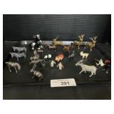 Tray Vintage Miniature Lead Animals.