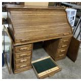 American Lifestyles Oak Roll Top Desk.