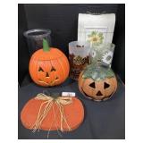 Pretty Fall & Halloween Home Decor.