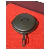 Griswold number eight iron Mountain chicken fryer