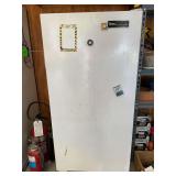 Gibson upright freezer, working condition, Model FV10M2WXFD, 1992