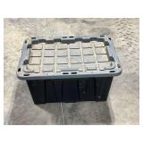 Heavy duty stackable tote with lid