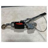 Cable puller with 5/16" hooks