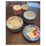 Pioneer woman dishware - 7 bowls and 11 small plates, 11 Large dishes