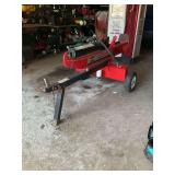 Speeco SplitMaster 25 ton vertialcal log splitter with 10.5hp Briggs engine