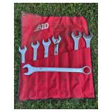 Set of large metric combination end wrenches