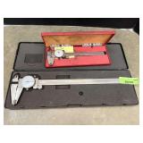 2 vernier calipers