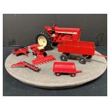 Various scale Ertl IH tractors and implements