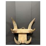 Horn hat hanger