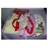 4 Vintage Aprons and 1 Table Runner