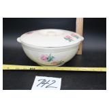 9" Diameter Lidded Rose Pattern Dish