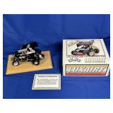 ANDY HILLENBURG LUXAIRE 1:18 SPRINT CAR