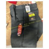 Dickies pants  menï¿½s 29-32