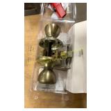 Kwikset doorknob set