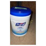 Purell hand sanitizing wipes