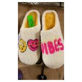 Slippers Adult Sz. 6/8