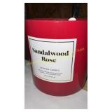 Sandalwood rose candle