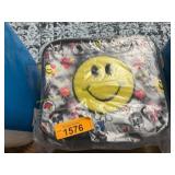 Accessory innovations smiley lunch box, 2ct