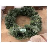 Pre lit Holiday Wreath 20x20in