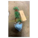 Peanuts Charlie Brown Christmas tree, 2ct