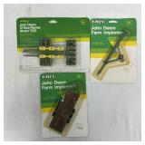 ERTL JOHN DEERE 12 ROW PLANTER MODEL 7200 & 2