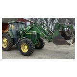 JOHN DEERE 7810 TRACTOR W/741 SELF LEVELING LOADER