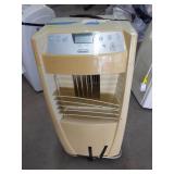 Delonghi CF210 Air Conditioner