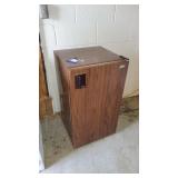 Sanyo Apartment Size Refrigerator