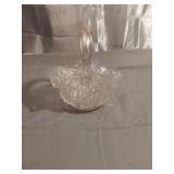 Vtg. LE Smith Glass Ruffled Basket