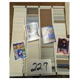 Lot of 2000 Baseball Cards