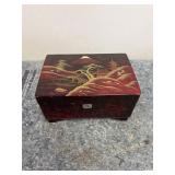 Lacquered Japanese musical jewelry box