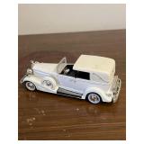 1933 Cadillac Town Car Signature Models 1/32