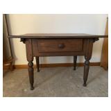 Walnut Dovetailed Table with 1 Drawer