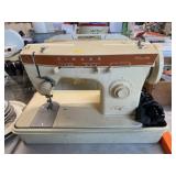 Singer Sewing Machine