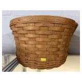 1990 Longaberger Fruit Basket