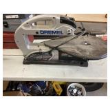 Dremel 18" variable speed scroll saw. Does
