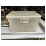 33 gallon tote with lid